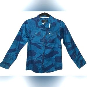 Fan favorite *Limited Edition* New W/O Tags dressy skater boy button-up shirt